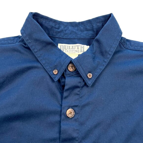 Duluth Trading Co Mens XL Navy Button-Up Shirt Olive Sleeves Pocket & Gear Logo - Picture 3 of 9